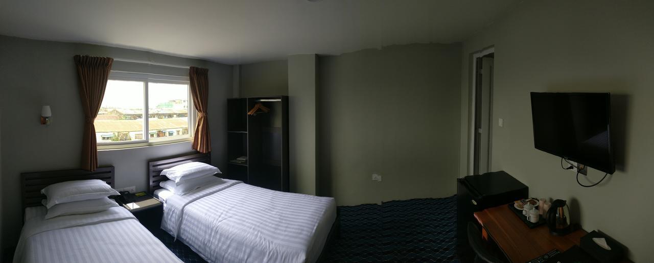 Casa Yangon Hotel Экстерьер фото