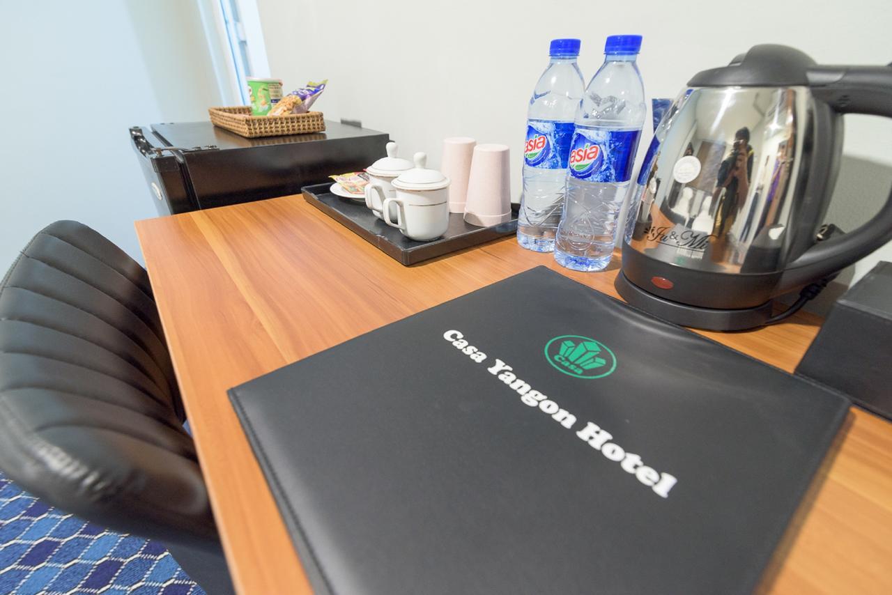 Casa Yangon Hotel Экстерьер фото