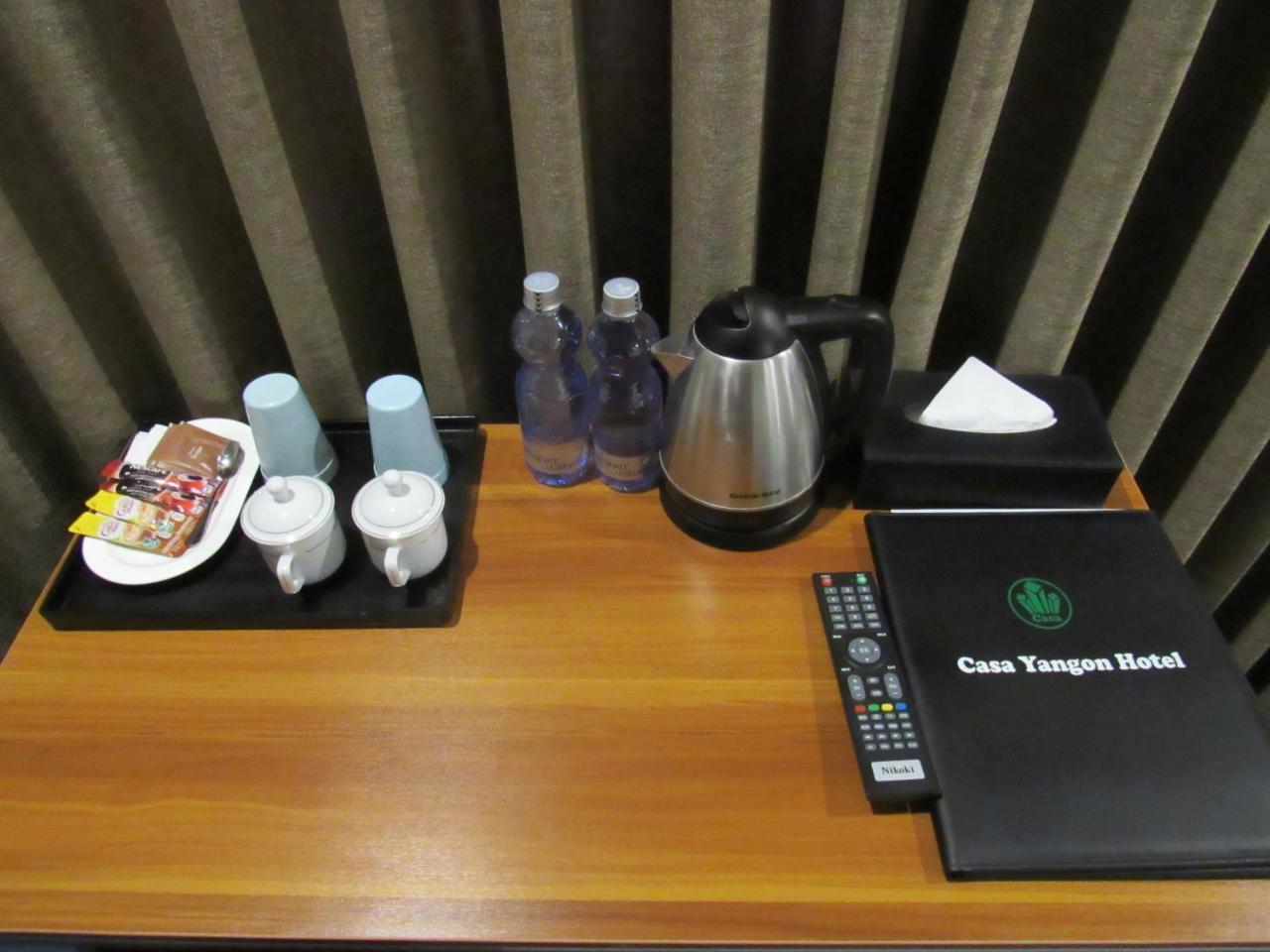Casa Yangon Hotel Экстерьер фото